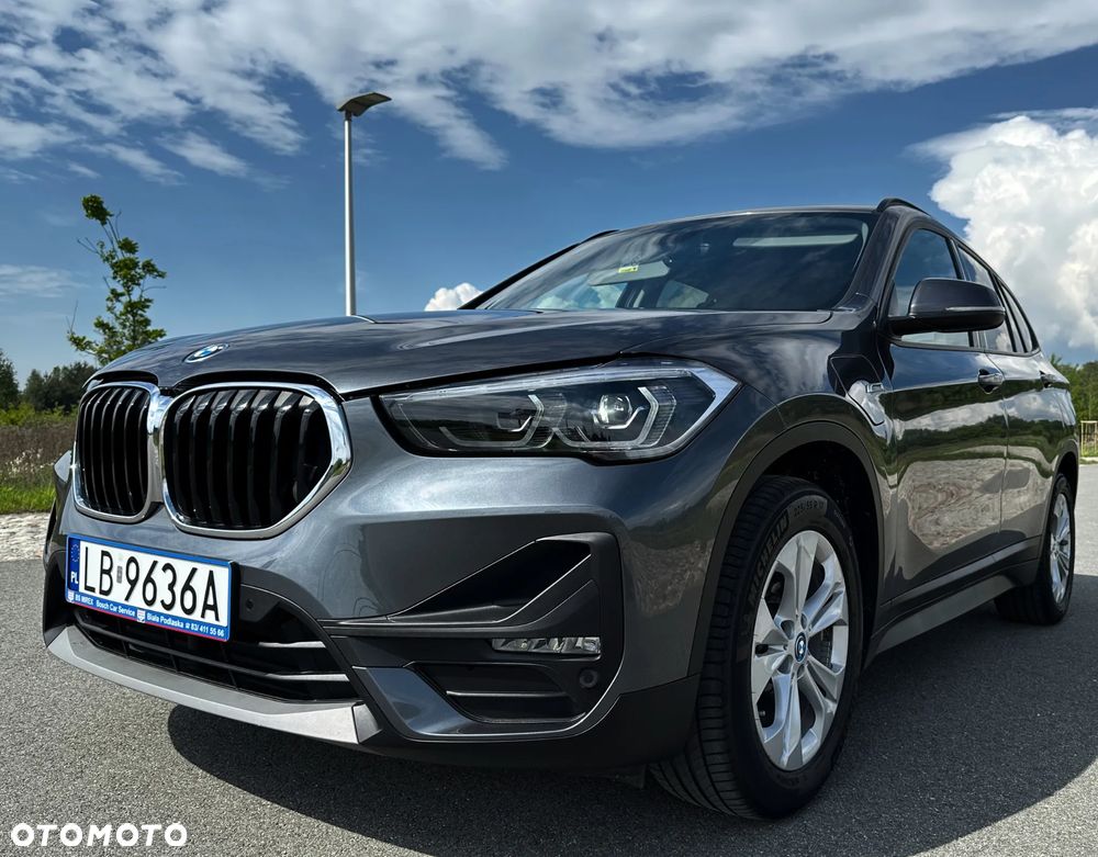 BMW X1 xDrive25e Sport Line - 2