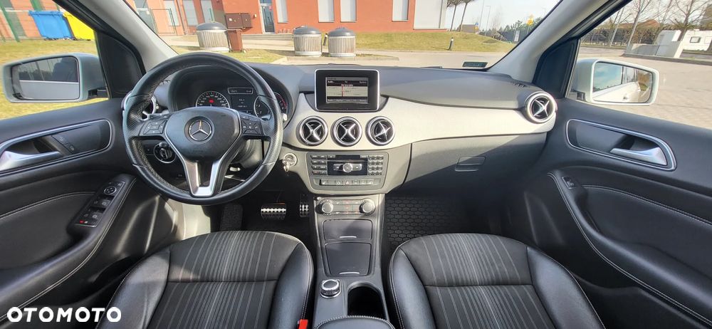 Mercedes-Benz Klasa B 180 (BlueEFFICIENCY) 7G-DCT - 12