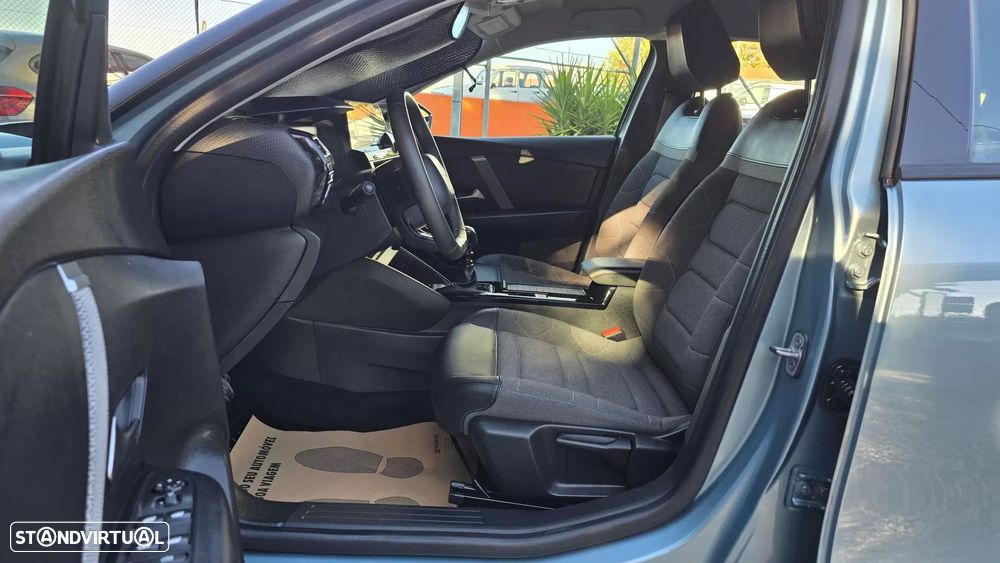 Citroën C4 1.2 PureTech Shine - 12
