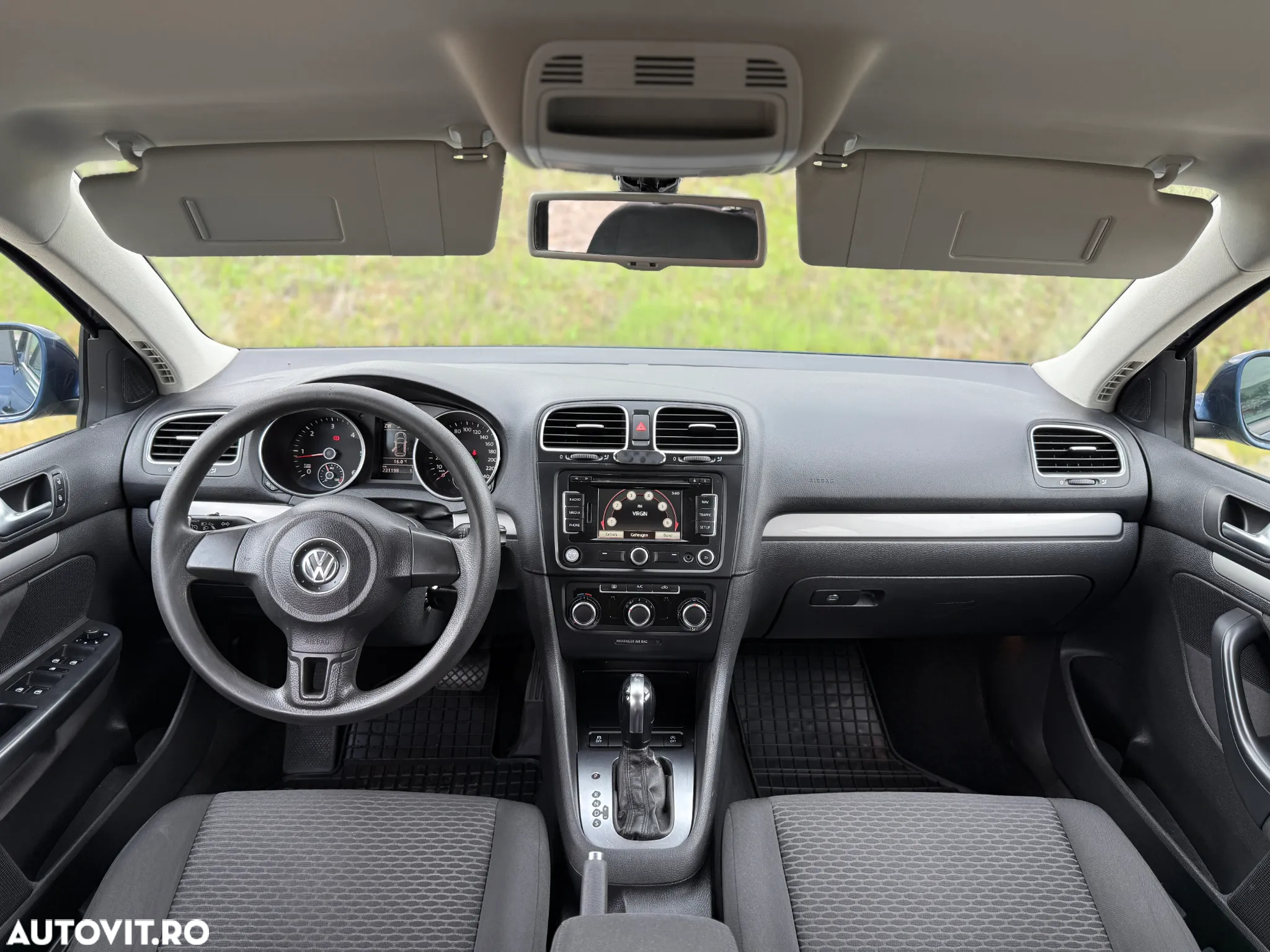 Volkswagen Golf 1.6 TDI BlueMotion Technology DPF Trendline DSG - 11