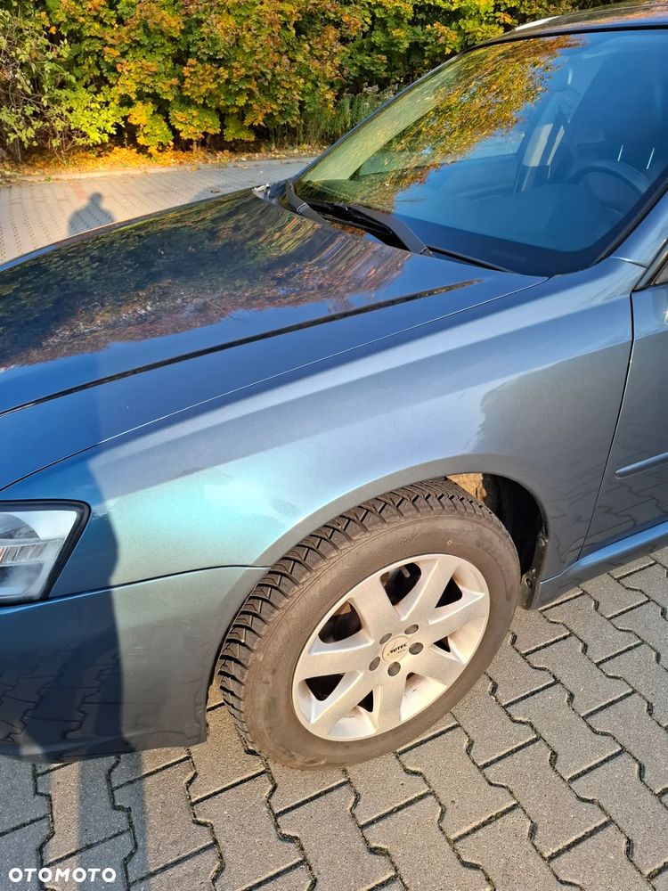 Subaru Legacy - 14