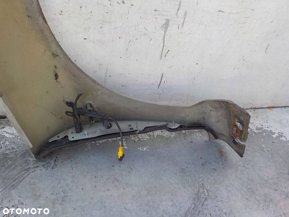 713 PEUGEOT 407 COUPE BŁOTNIK LEWY PRZÓD PRZEDNI - 2