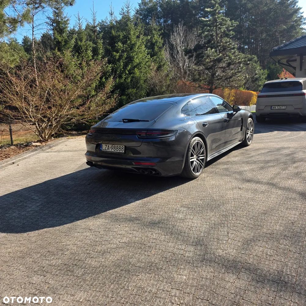 Porsche Panamera Turbo S Executive - 4