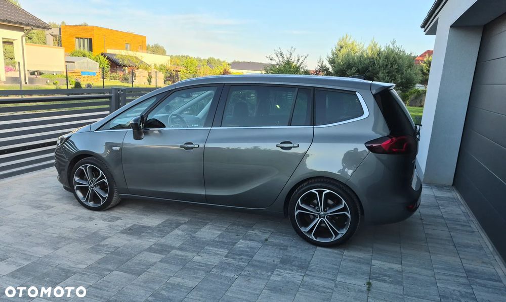 Opel Zafira 1.6 CDTI Cosmo - 3
