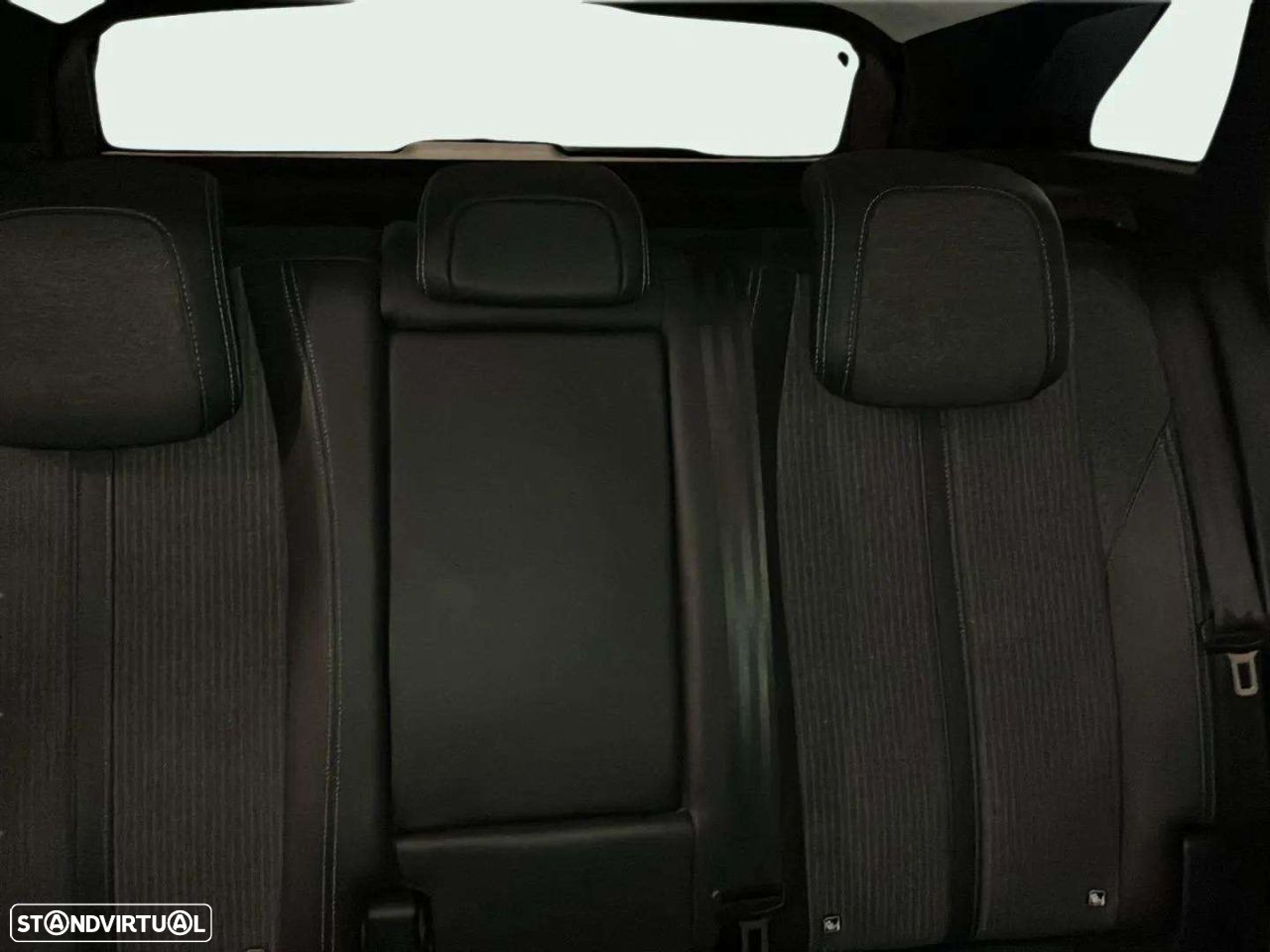 Peugeot 3008 1.5 BlueHDi Allure EAT8 - 18
