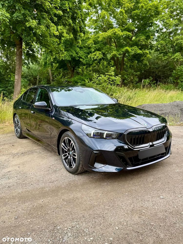 BMW Seria 5 520d mHEV M Sport - 3