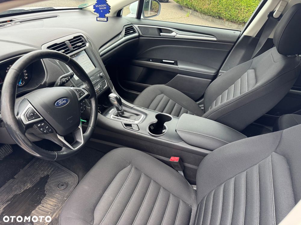 Ford Mondeo - 19