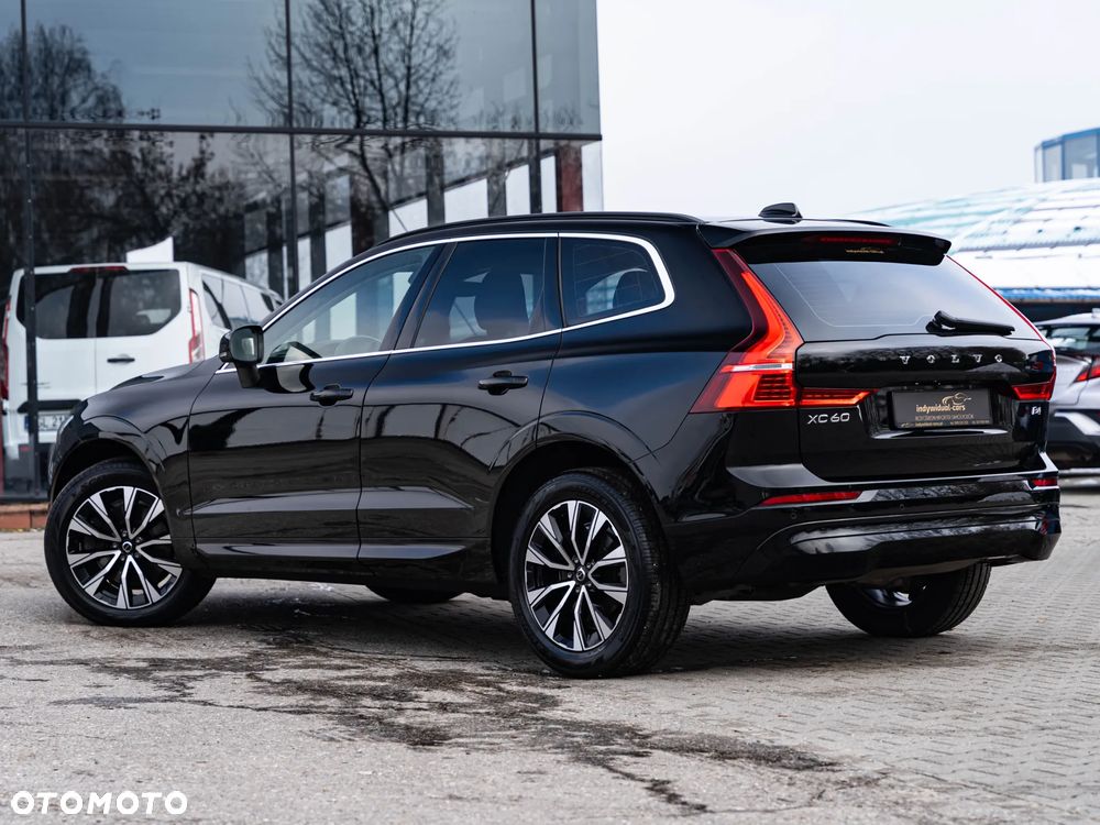 Volvo XC 60 B4 D Core - 11