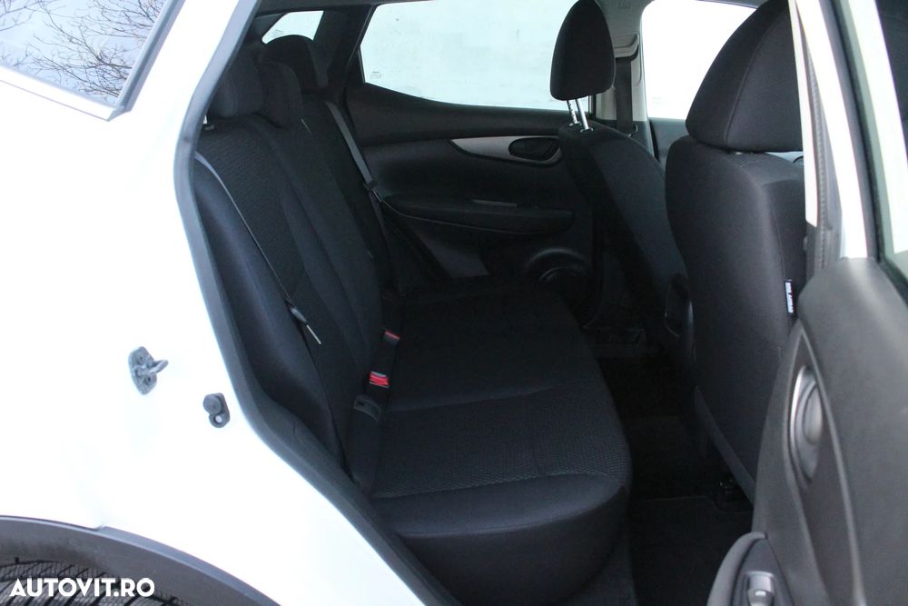 Nissan Qashqai 1.5 DCI N-CONNECTA - 8