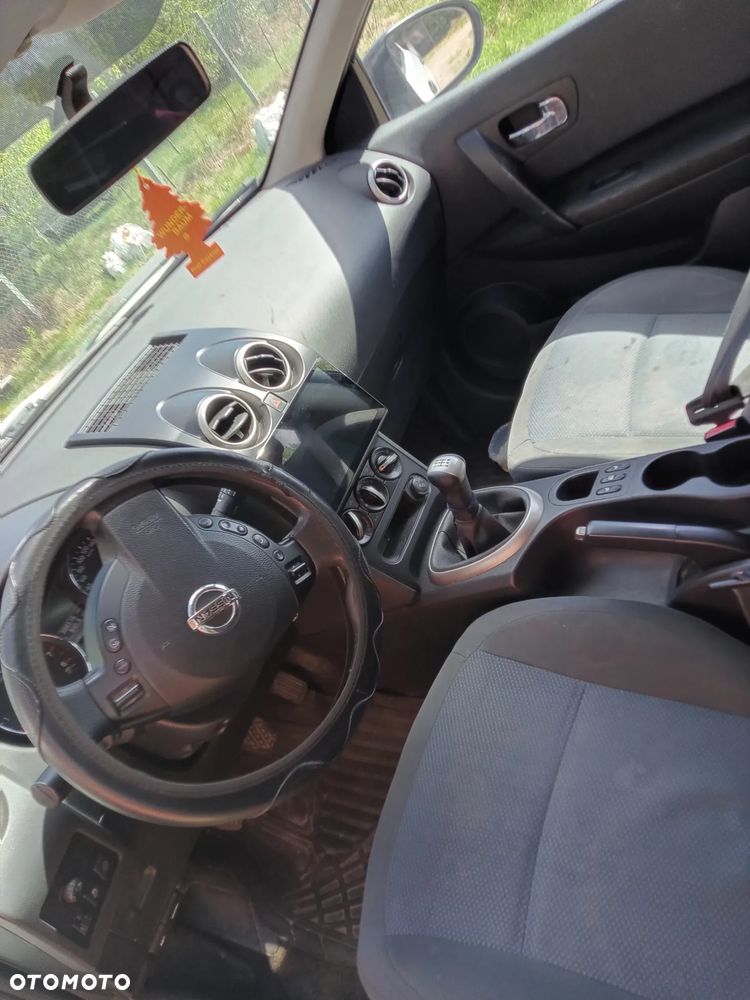 Nissan Qashqai+2 - 4