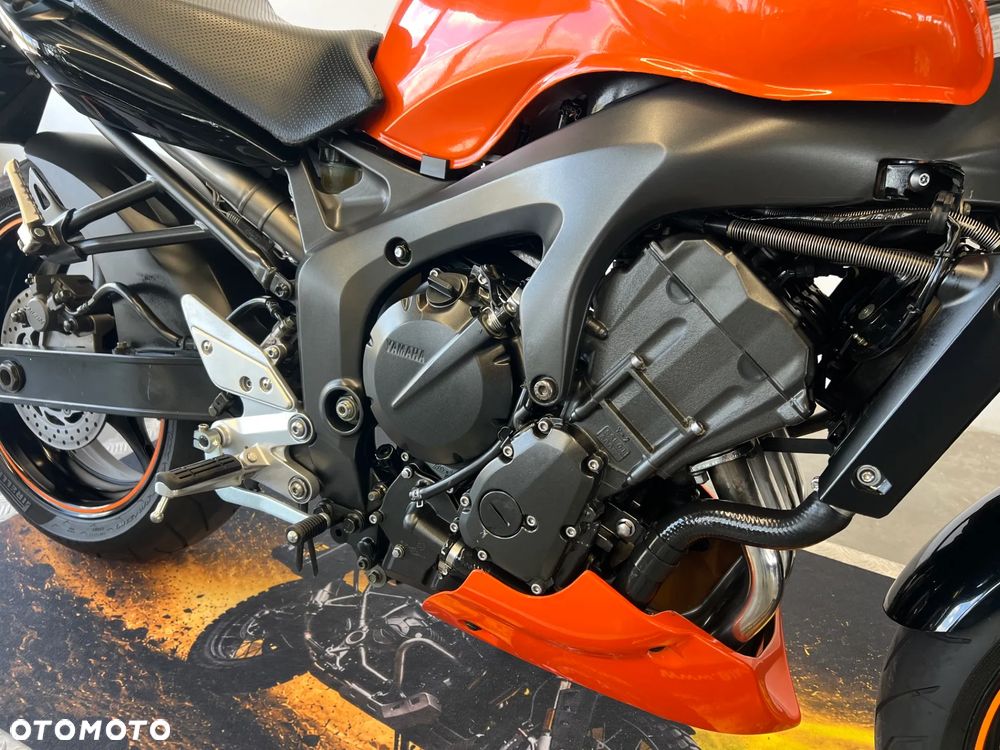 Yamaha FZ6 - 25