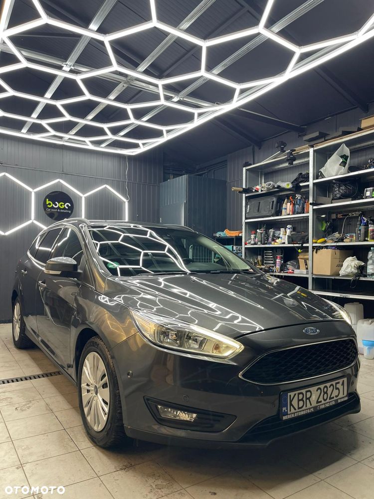 Ford Focus 1.0 EcoBoost Gold X (Trend) - 21