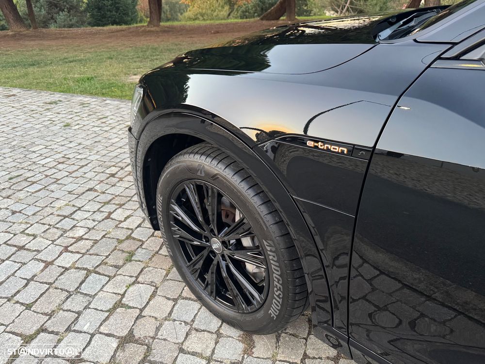 Audi e-tron - 46