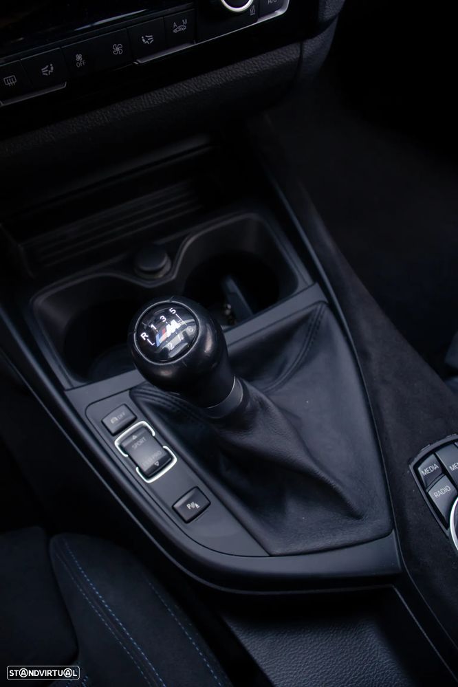 BMW 220 d Coupe Pack M - 16