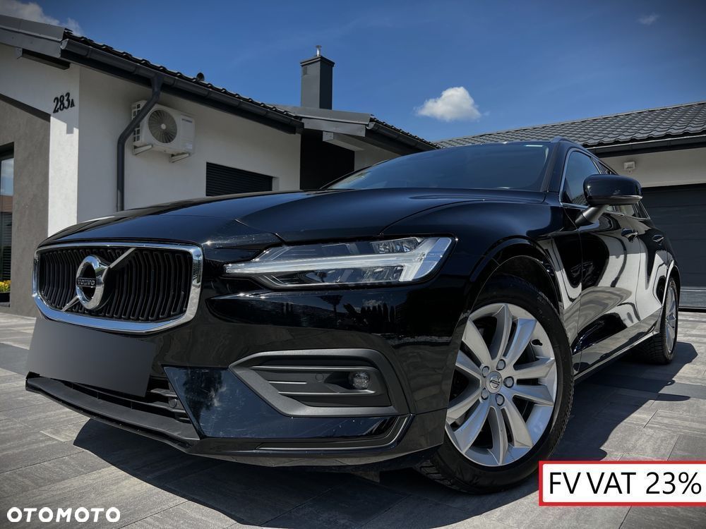 Volvo V60 T4 Momentum Pro - 1