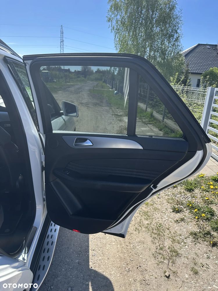 Mercedes-Benz ML 350 BlueTEC 4-Matic - 17