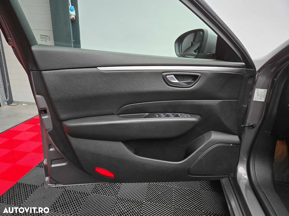 Renault Talisman Grandtour BLUE dCi 160 EDC BUSINESS EDITION - 23