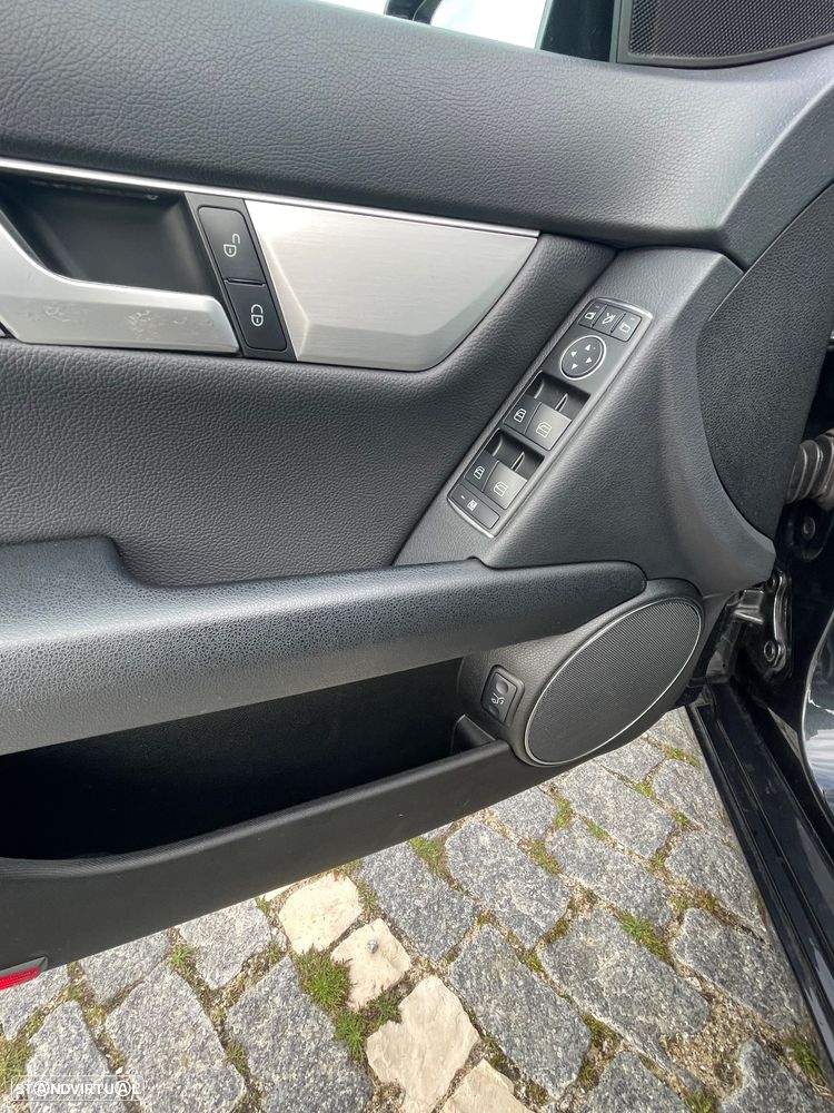 Mercedes-Benz C 220 Station CDI 4Matic 7G-TRONIC Avantgarde Edition - 10