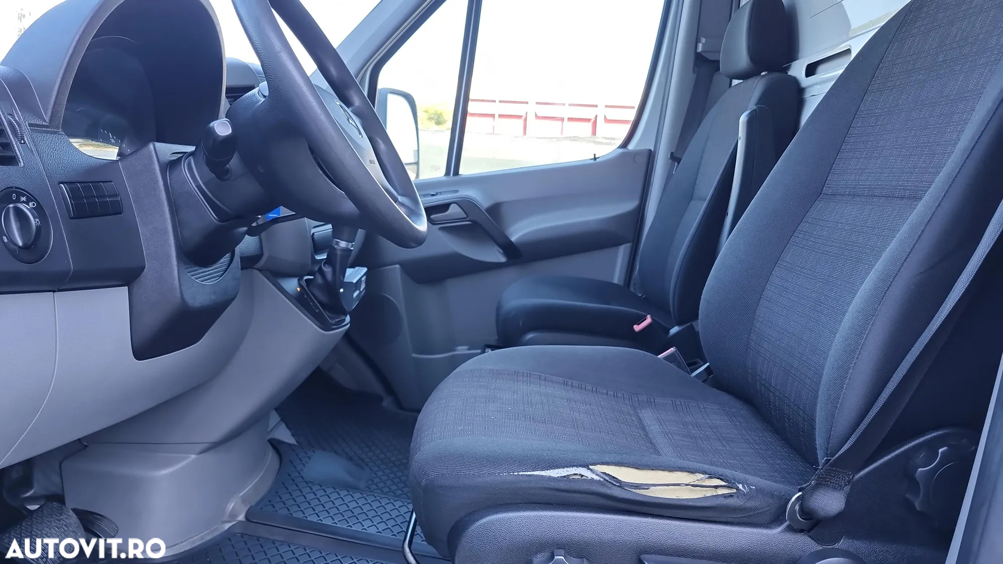 Mercedes-Benz Sprinter - 21