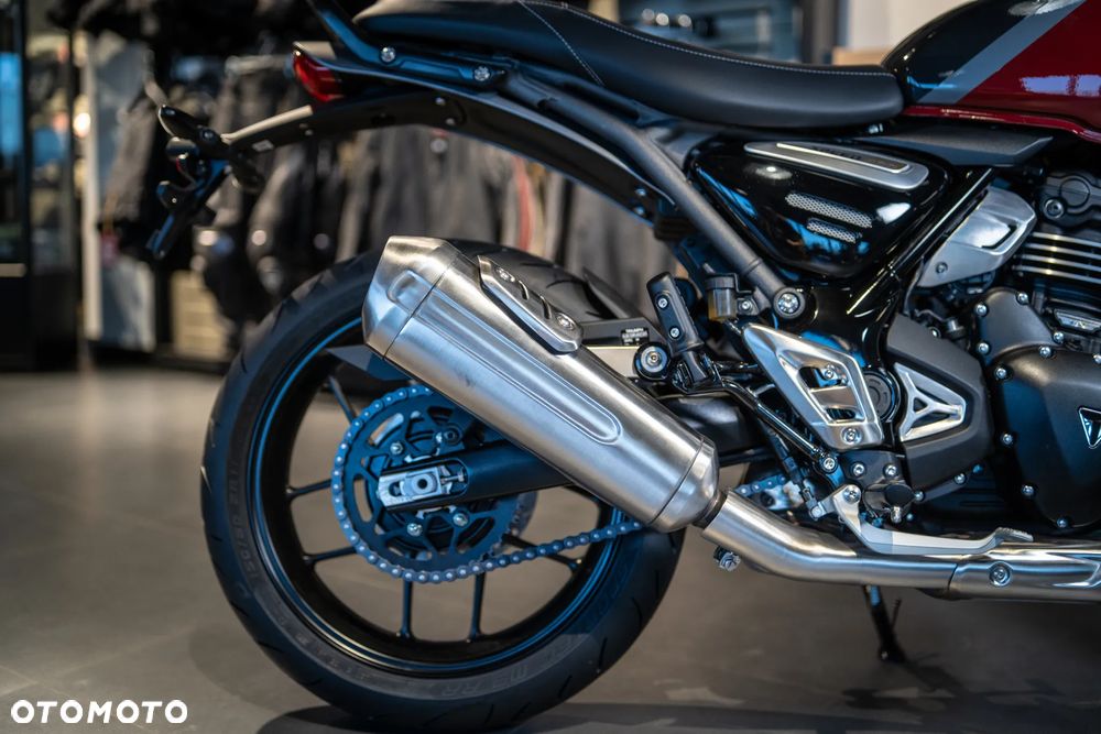 Triumph Inny - 17
