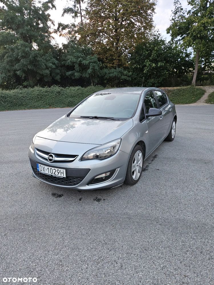 Opel Astra 2012
