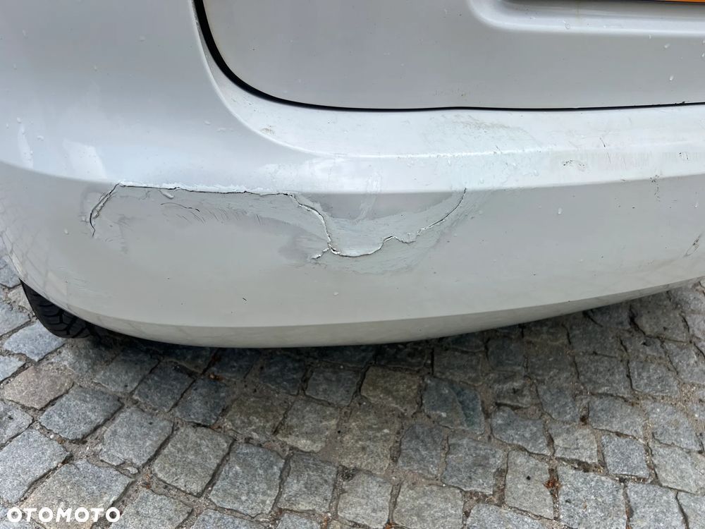 Skoda Fabia 1.2 12V Junior - 12
