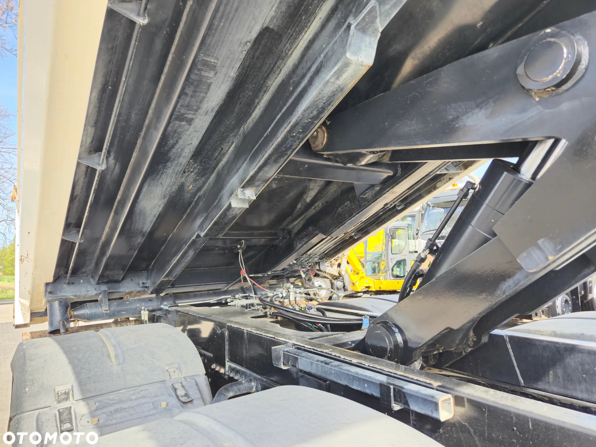 MAN MAN TGS 26.360 / 2 STRONNA WYWROTKA / EURO 6 - 11