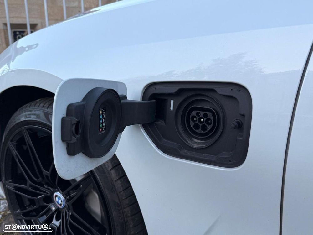 BMW 330 e Corporate Edition Auto - 33