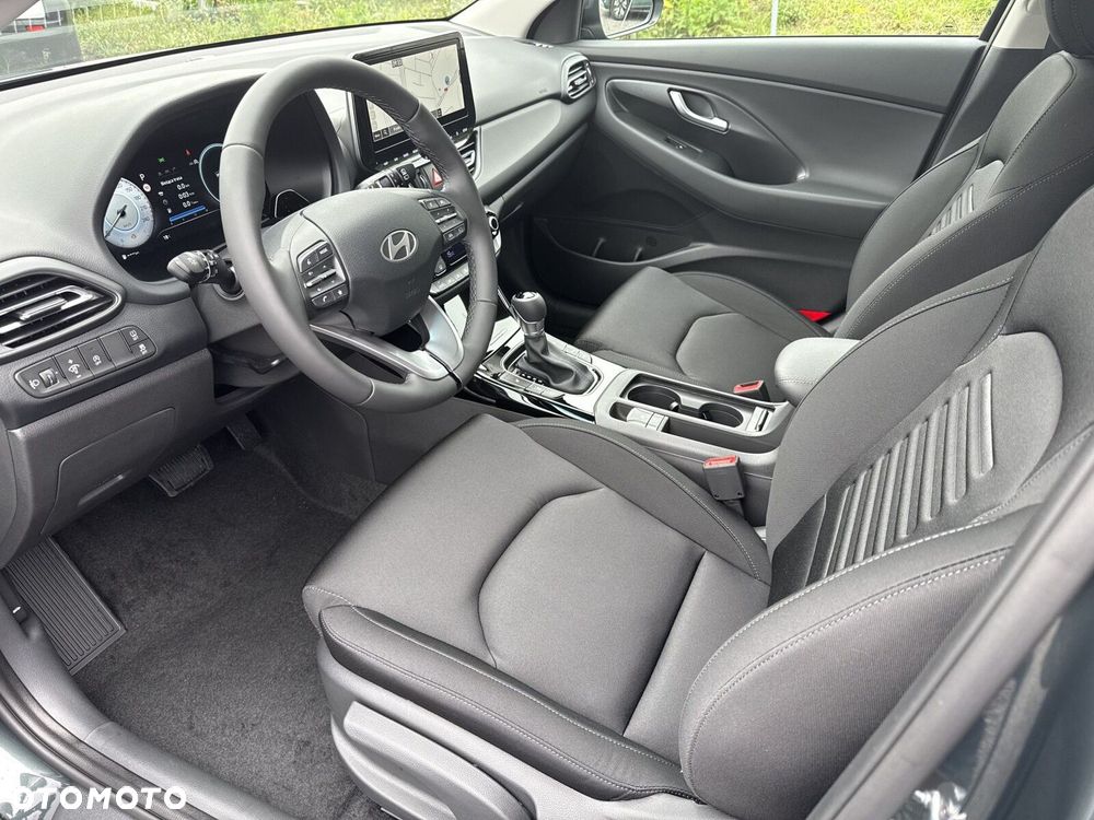Hyundai i30 1.6 T-GDI Smart DCT - 10