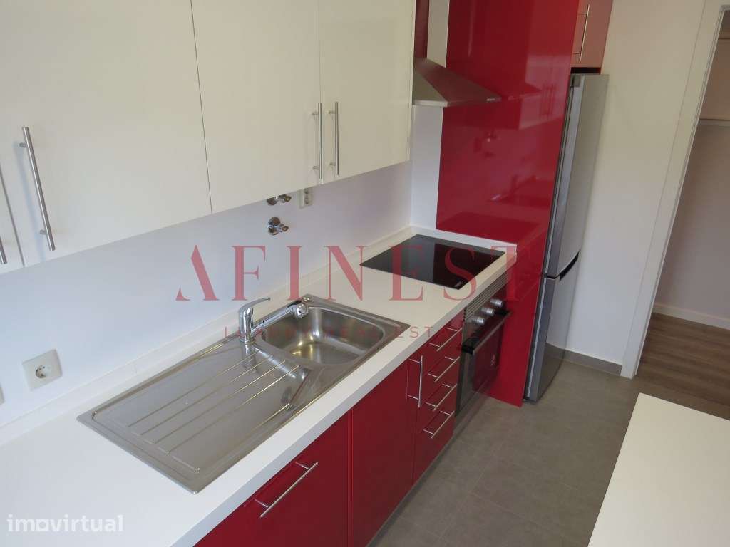 T1 Remodelado no Junqueiro (Carcavelos) | 2º Andar | Perto da Praia... - Grande imagem: 2/25