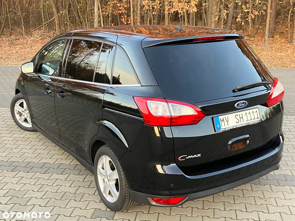 Ford Grand C-MAX - 8