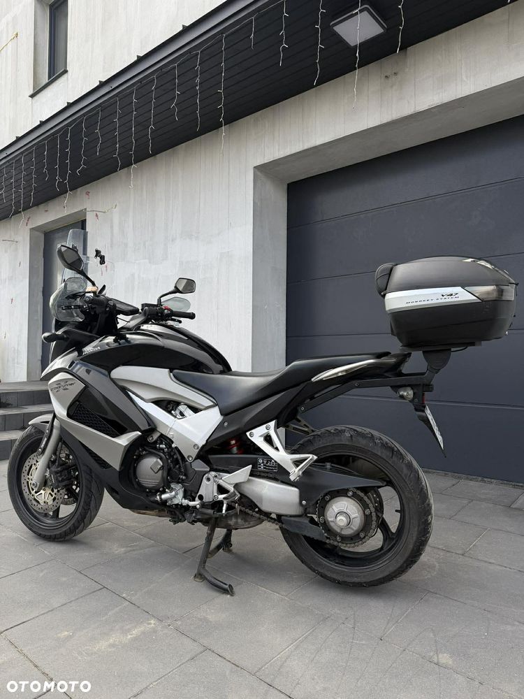 Honda VFR - 5