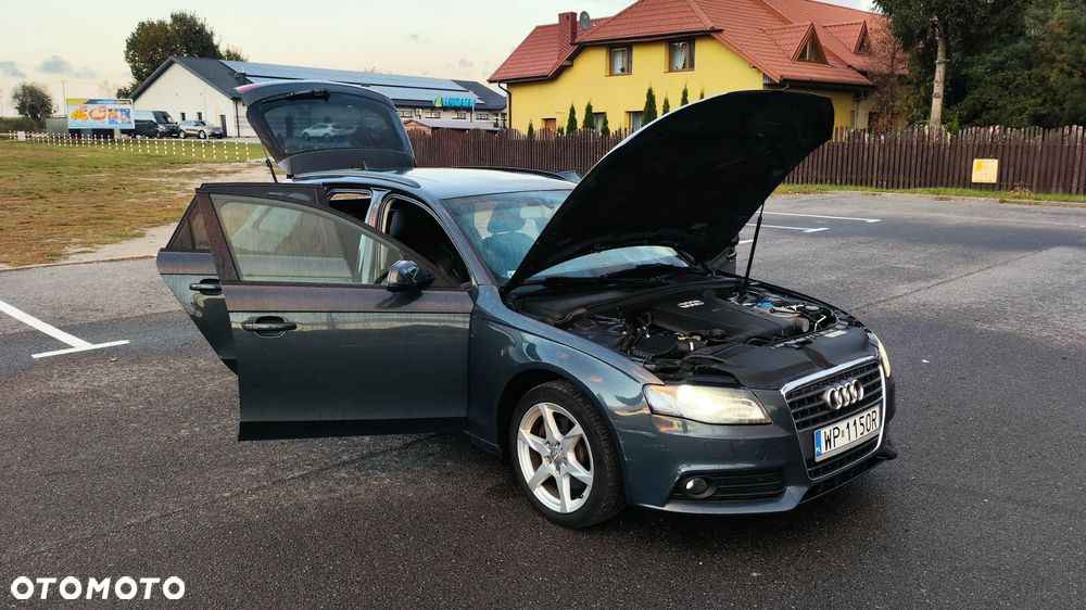 Audi A4 Avant 2.0 TDI - 10