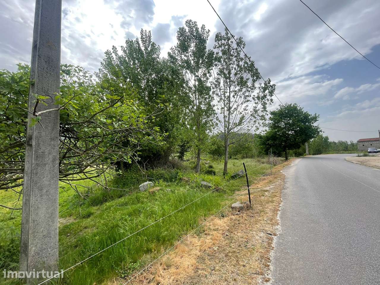 Terreno, 3 959 m², Cepães e Fareja - Grande imagem: 5/7