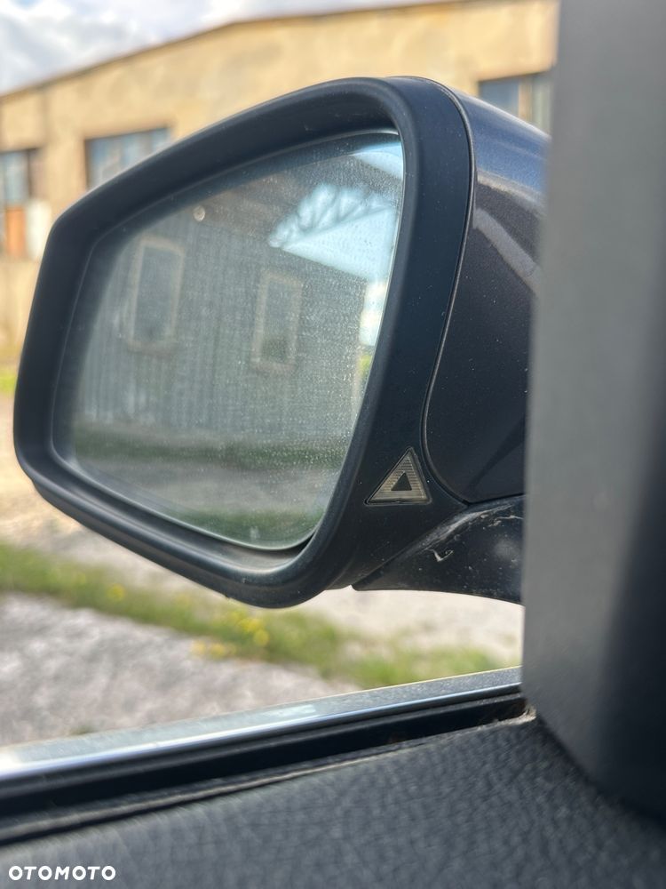 BMW Seria 5 528i - 22