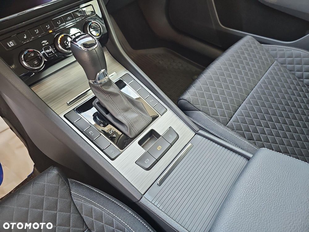 Skoda Superb - 20