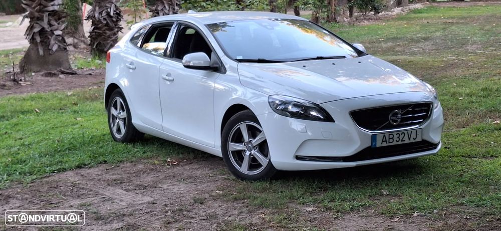Volvo V40 D2 Momentum - 20