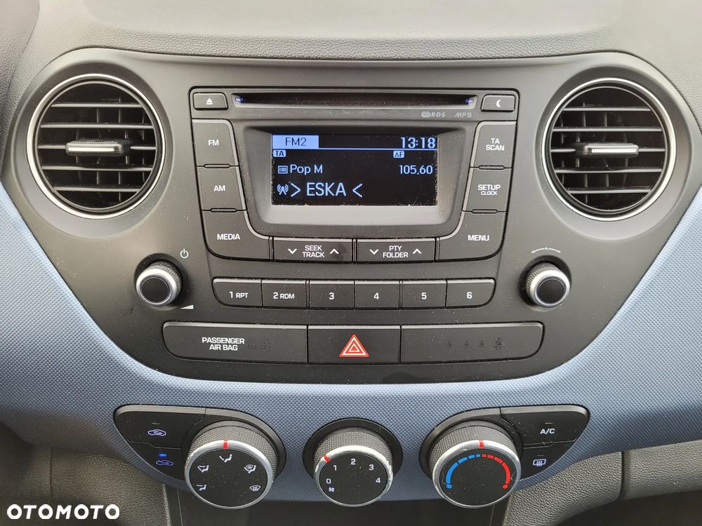 Hyundai i10 1.0 BlueDrive Comfort - 12