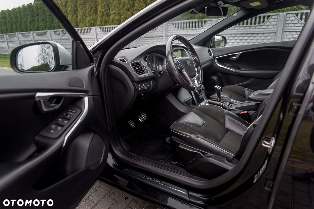 Volvo V40 D3 RDesign - 32
