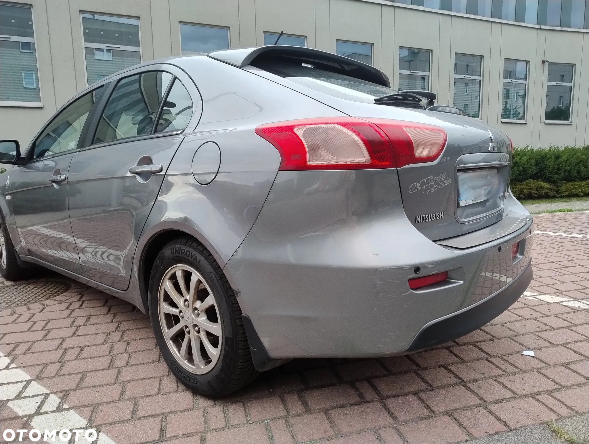 Mitsubishi Lancer 1.6 Invite - 2