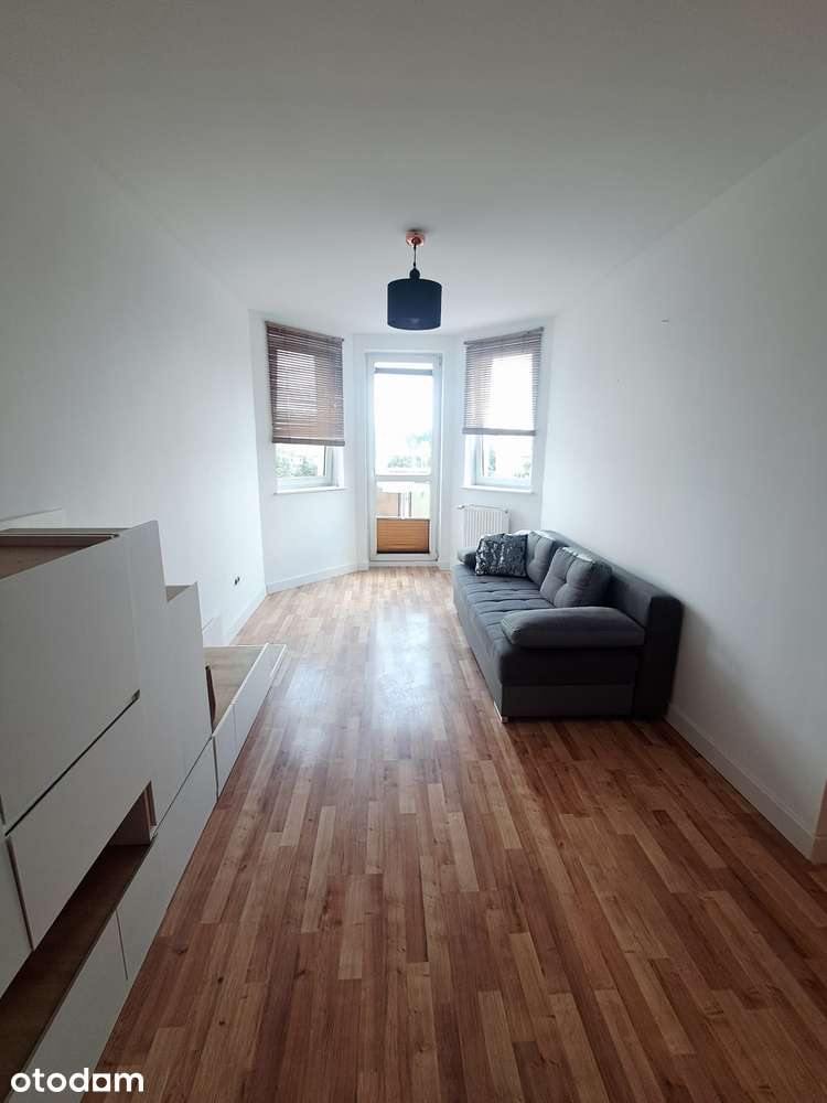 Mieszkanie o pow. 34m2, balkon, IV piętro, umeblowane, os. Ogrody