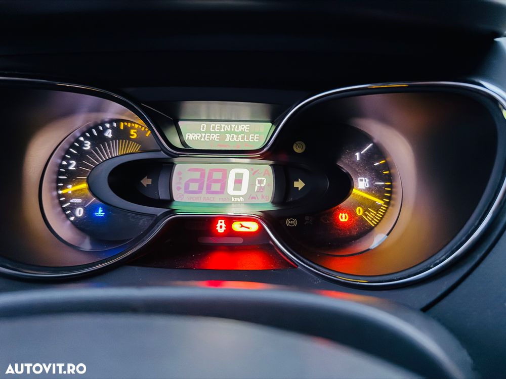 Renault Captur (ENERGY) dCi 90 EDC INTENS - 8