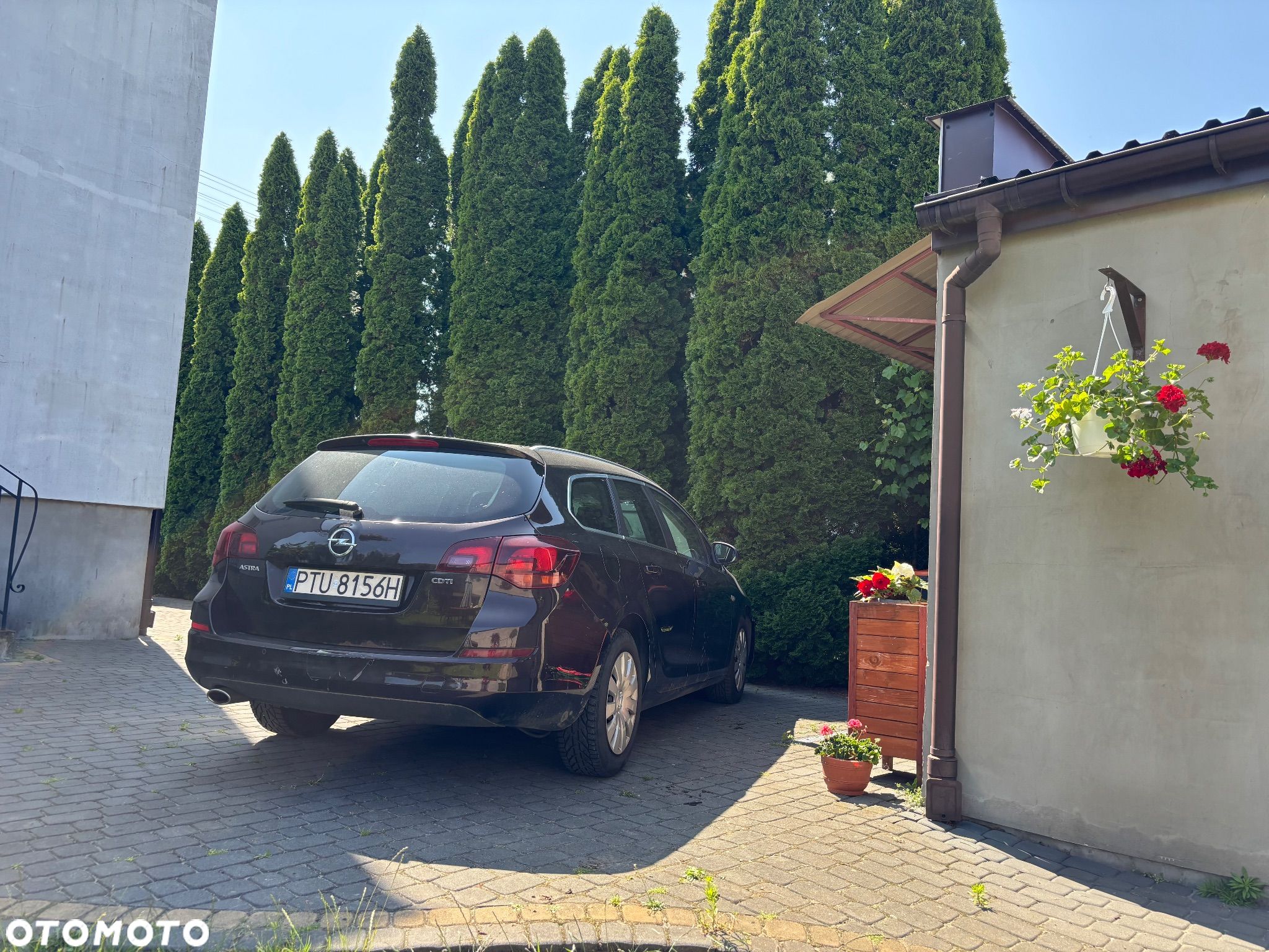 Opel Astra 2.0 CDTI Exklusiv - 1