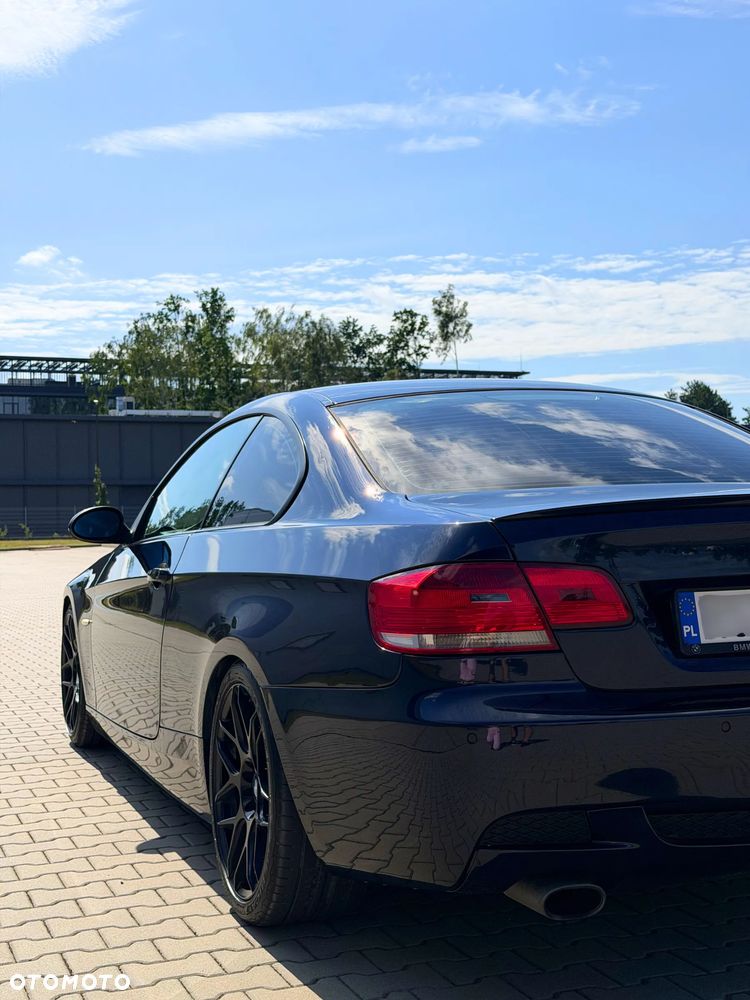 BMW Seria 3 320d - 12