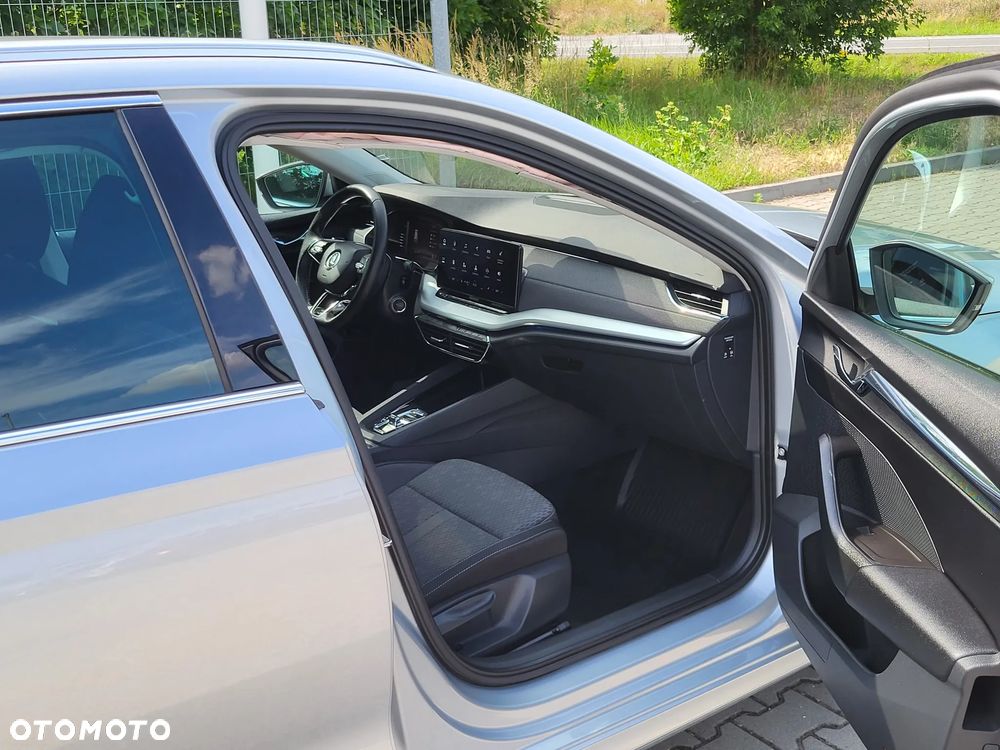 Skoda Octavia 2.0 TDI Style DSG - 6