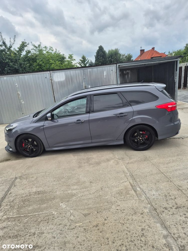 Ford Focus - 5