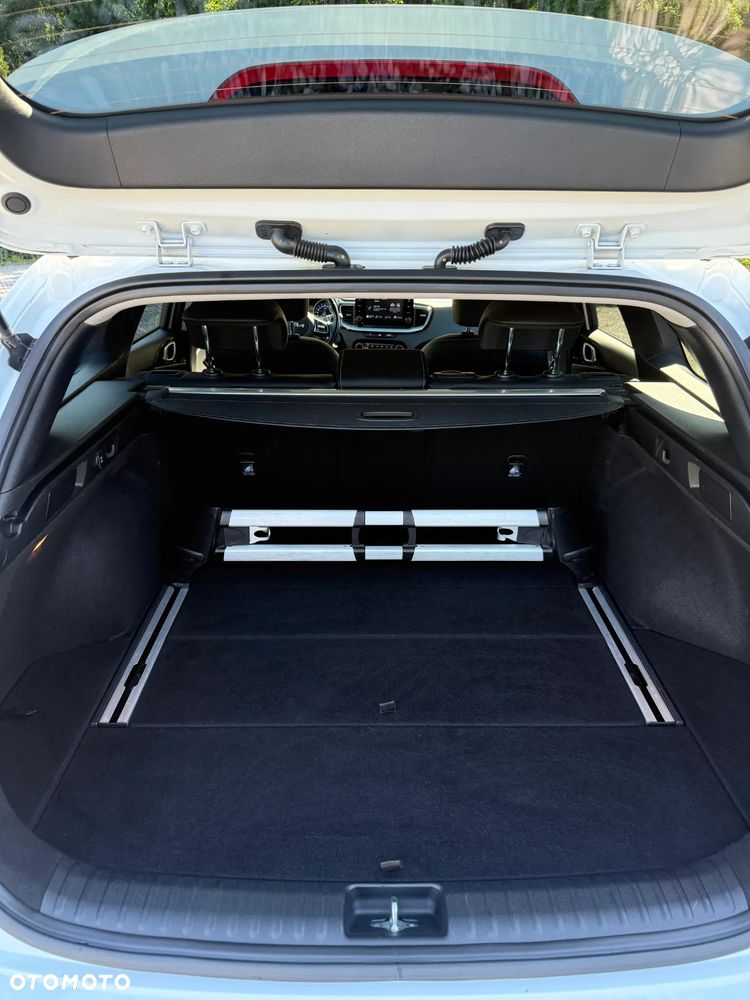 Kia Ceed 1.5 T-GDI L DCT - 10