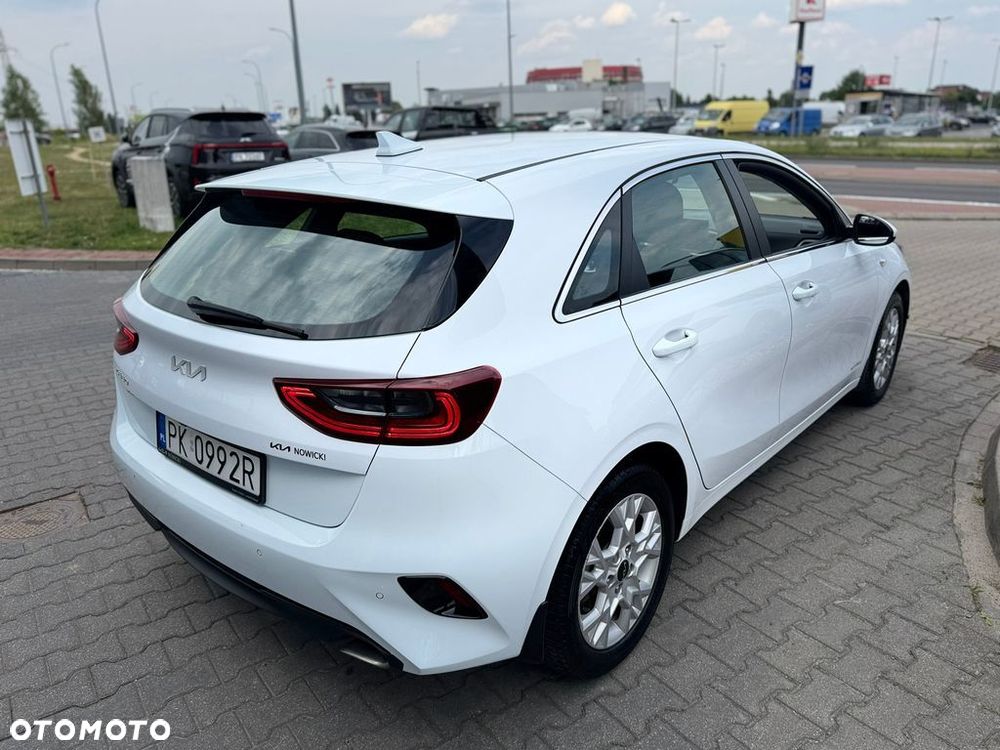 Kia Ceed 1.5 T-GDI M - 5