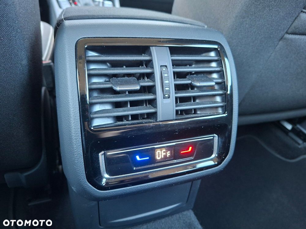 Volkswagen Passat - 18