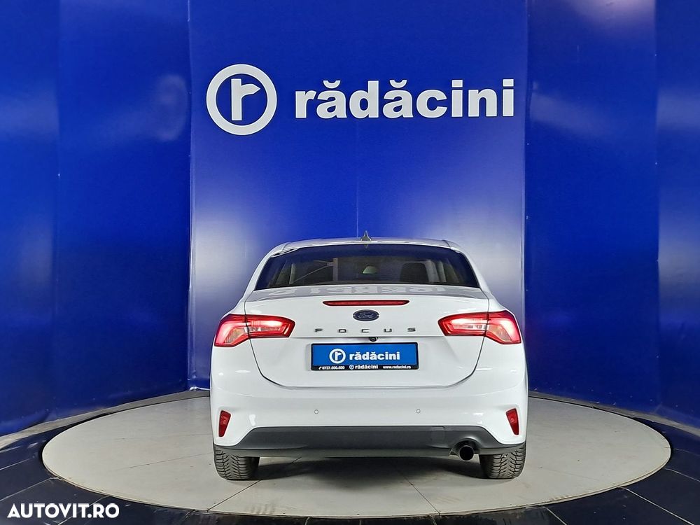 Ford Focus - 4